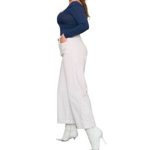 MTWTFSS  White Cropped Cotton Trousers – Minimalist Fit  Size 38,